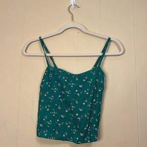 hollister green floral crop top - XS